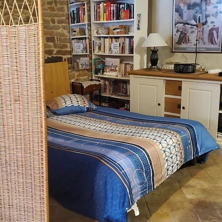 Le Colimacon Apartment Клуни Екстериор снимка
